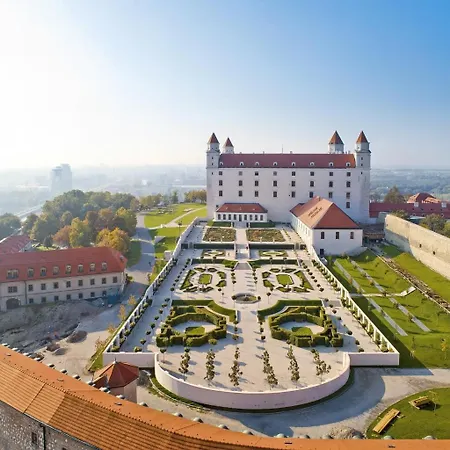 Apartmán Hotel-style Below The Castle Bratislava